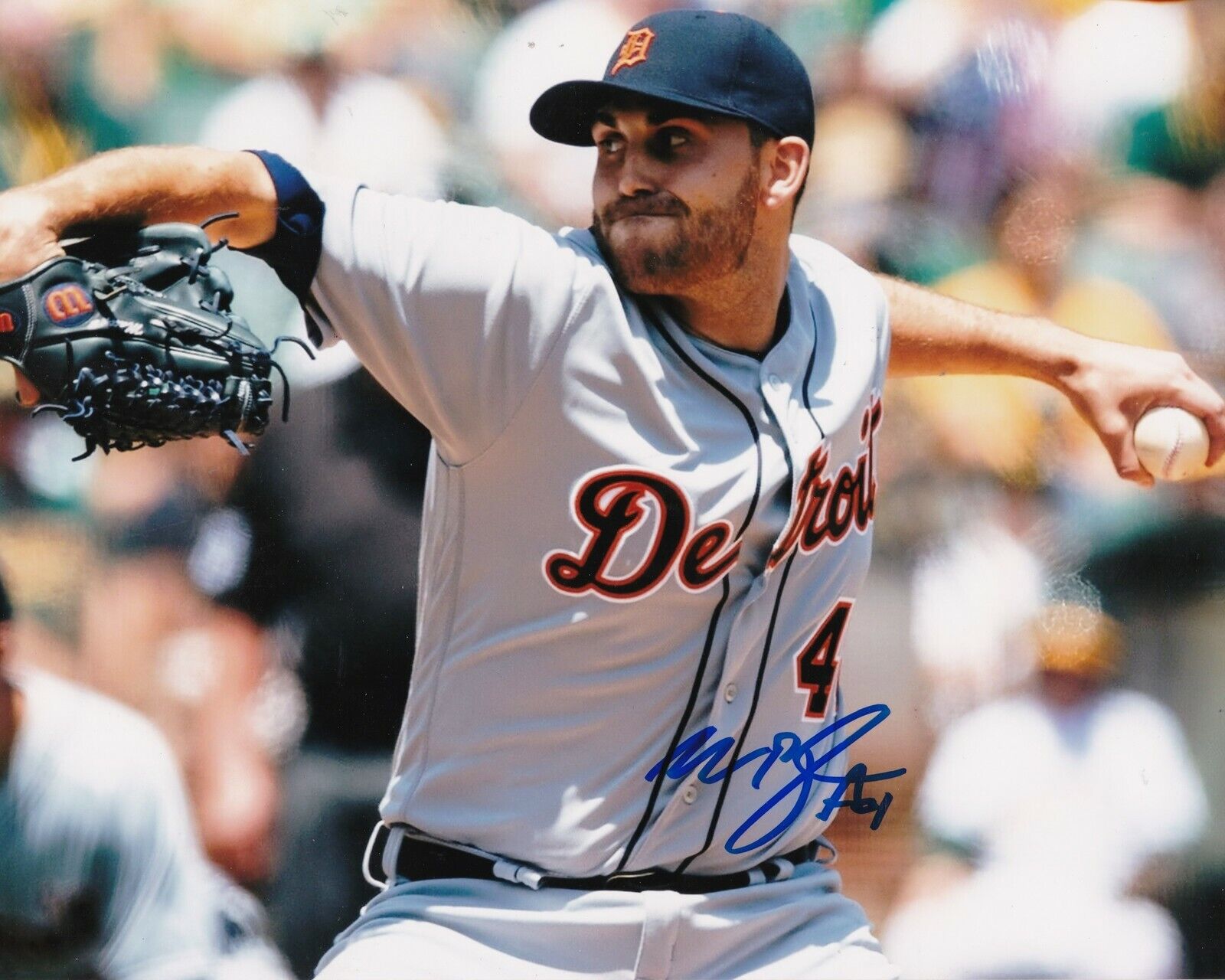 MATT BOYD DETROIT TIGERS ACTION SIGNED 8x10