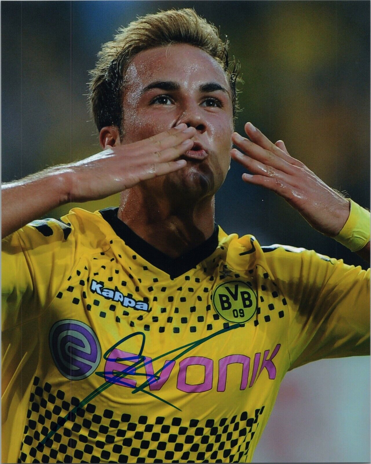 ~~ MARIO GOTZE Authentic Hand-Signed Borussia Dortmund