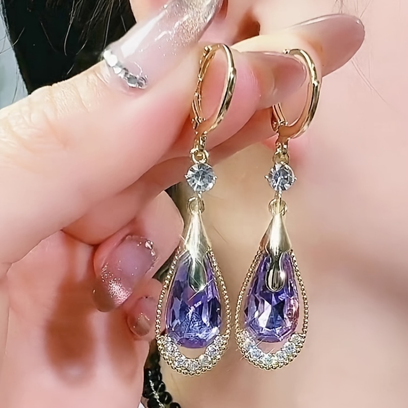 Fashionable Water Droplet Shaped Earrings 1 Pair Of Fashionable Purple Artificial Crystal Water Droplet Shaped Hollow Earrings for Women, Made Of Simple And Atmospheric Alloy, Are The Perfect Gift for Goddesses
