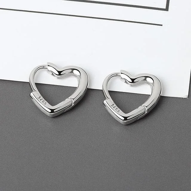Simple Cute Sweet Heart Buckle Hoop Circle Piercing Earrings SP15678