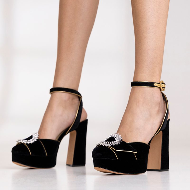 GOOSHOE Round Toe Rhinestone Buckle Pump Chunky Heel Platform Shoes