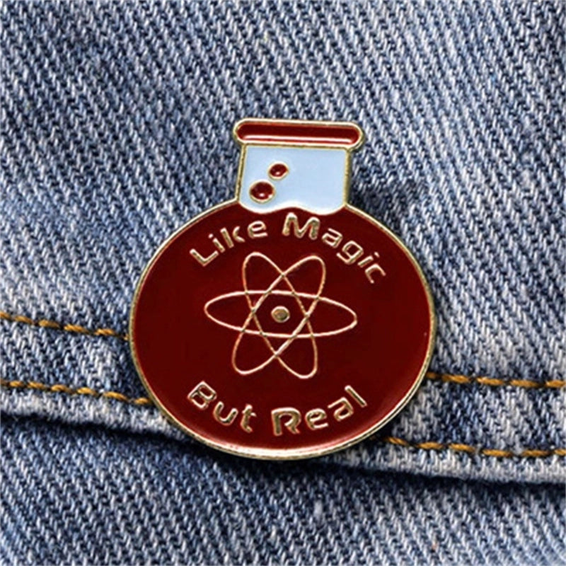 Preppy Style Modern Style Streetwear Letter Heart Shape Alloy Stoving Varnish Plating Unisex Corsage Brooches Collar Pin