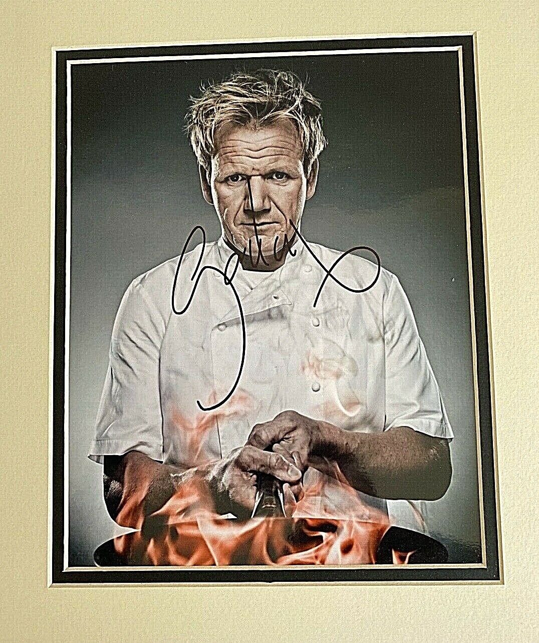 Gordon Ramsey Celebrity Chef Tv Presenter Signed 10x8 Photo Poster painting Double Mounted