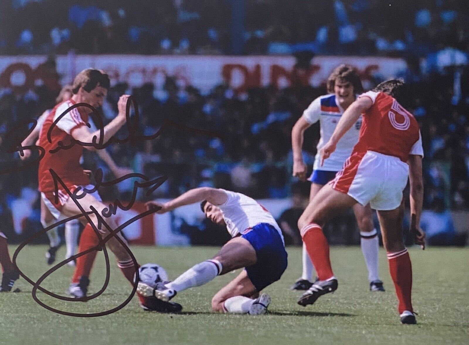 Joey Jones Genuine Hand Wales 6X4 Photo Poster painting 2