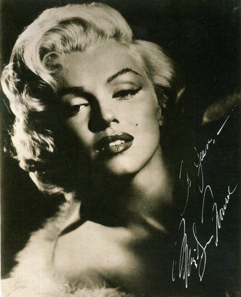 MARILYN MONROE Autographed Photo Poster paintinggraph - Film Star Actress & Sex Symbol preprint