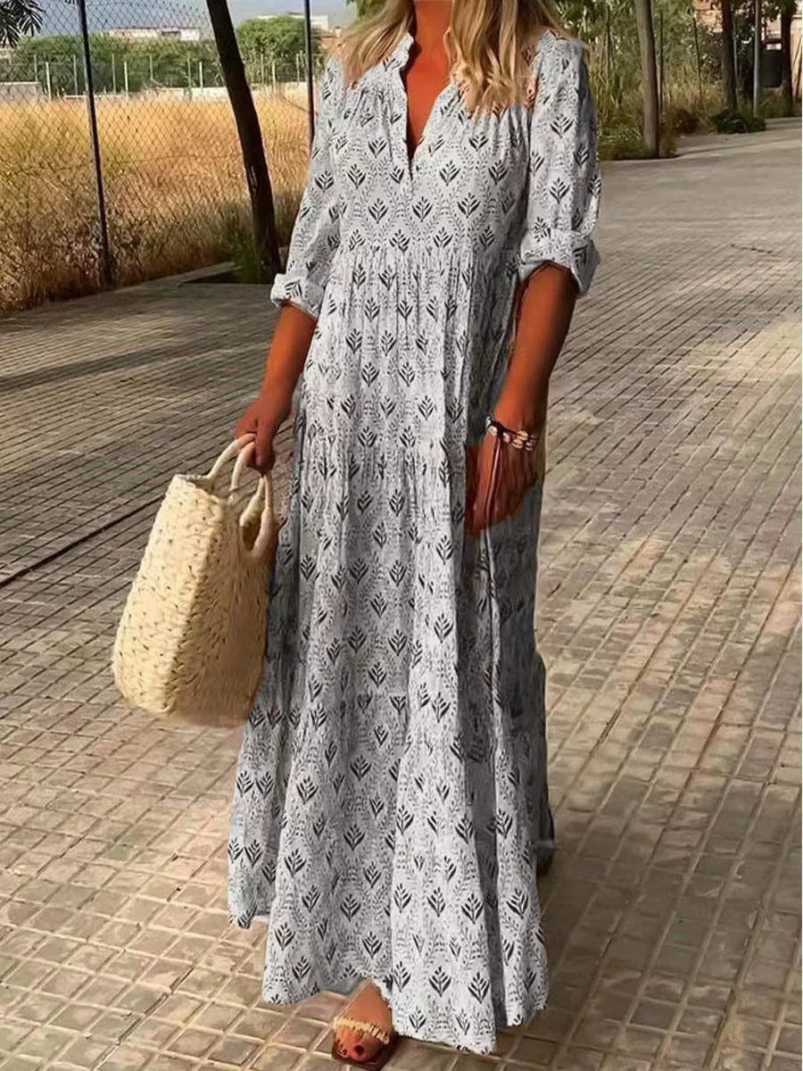 Women's Half Sleeve V-neck Graphic Printed Maxi Dress