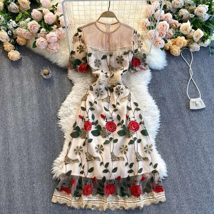Princess Apricot Crew-neck Lace Embroidered Rose Short Sleeve Dress
