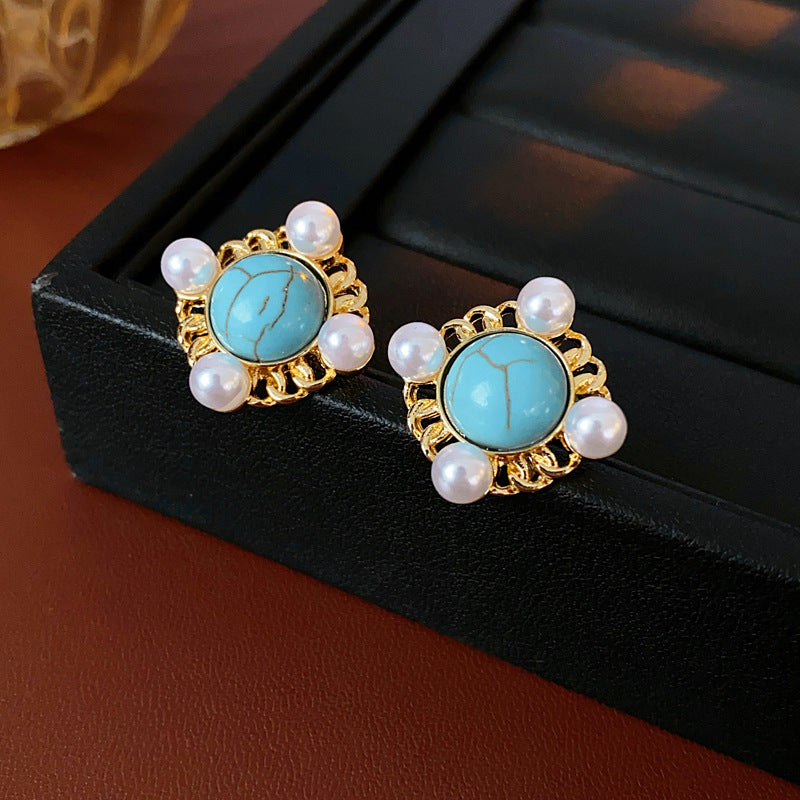 Medieval Round Geometric Artificial Pearl Electroplating Earrings