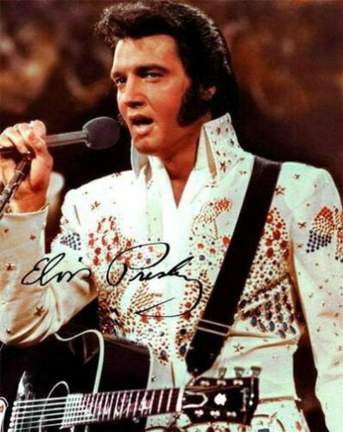 ELVIS PRESLEY SIGNED AUTOGRAPH SIGNATURE 8.5X11 Photo Poster painting PICTURE REPRINT ROCK ROLL