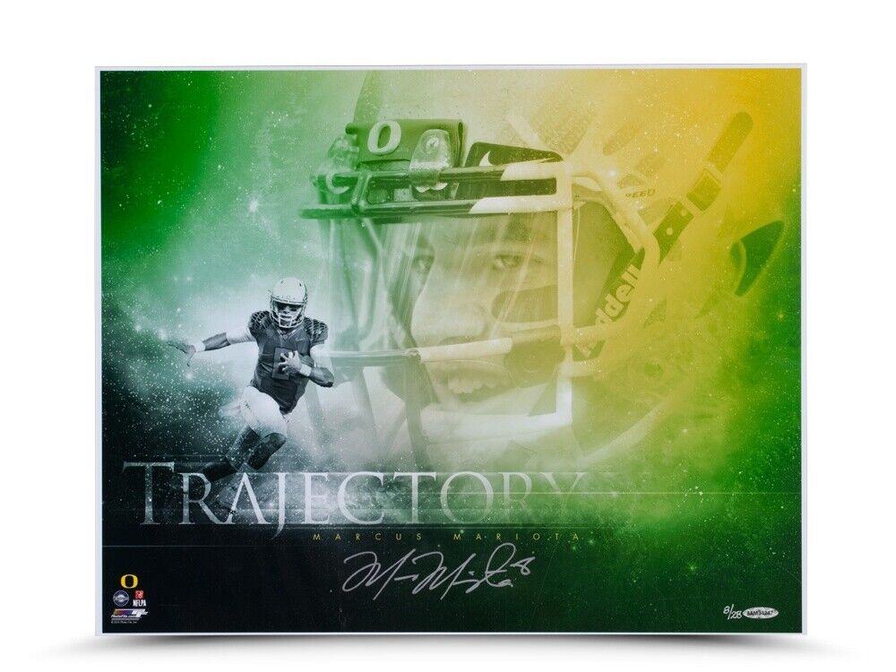 Marcus Mariota Signed Autographed 16X20 Photo Poster painting Trajectory