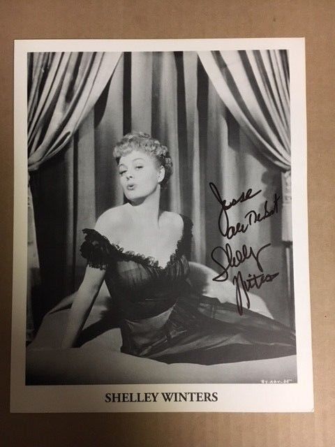 Shelley Winters Signed Autographed 8X10 Photo Poster painting Elegant Close-up!