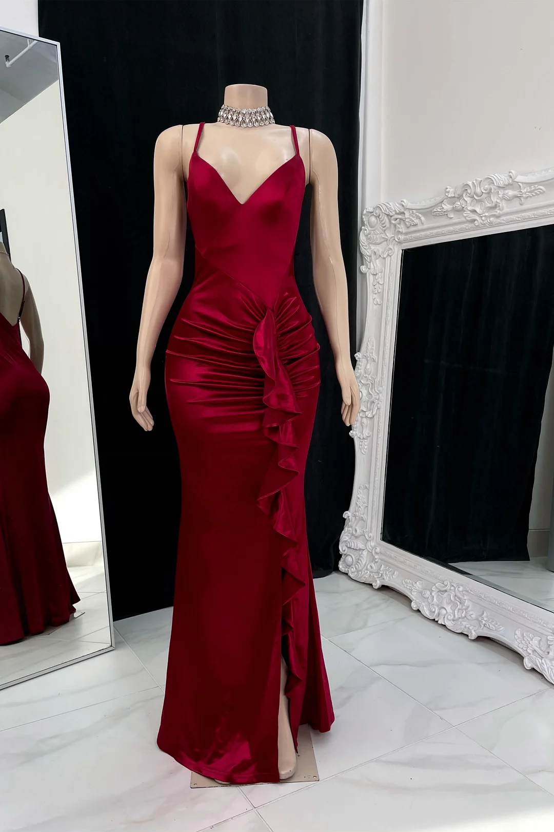 Prom Dress Burgundy Gown Spaghetti Strap Sleeveless Pleated Side Slit YL0136