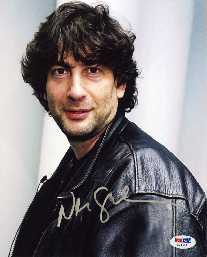 Neil Gaiman SIGNED 8x10 Photo Poster painting Sandman American Gods Coraline PSA/DNA AUTOGRAPHED