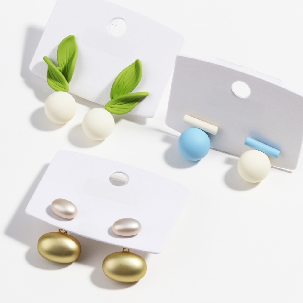 Moderate Luxury Irregular Circle Geometric Plastic Stud Earrings