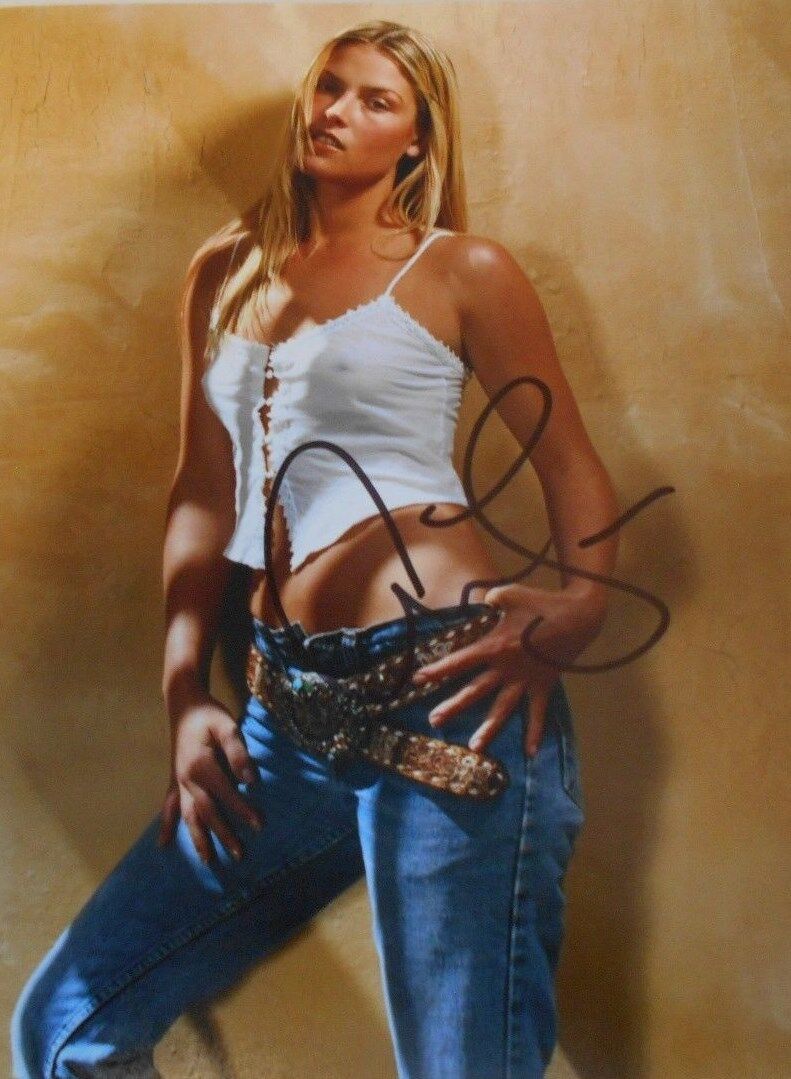 ALI LARTER * ACTRESS * SHEER TOP * NIPPLES * HAND SIGNED 8 X 10 W/COA