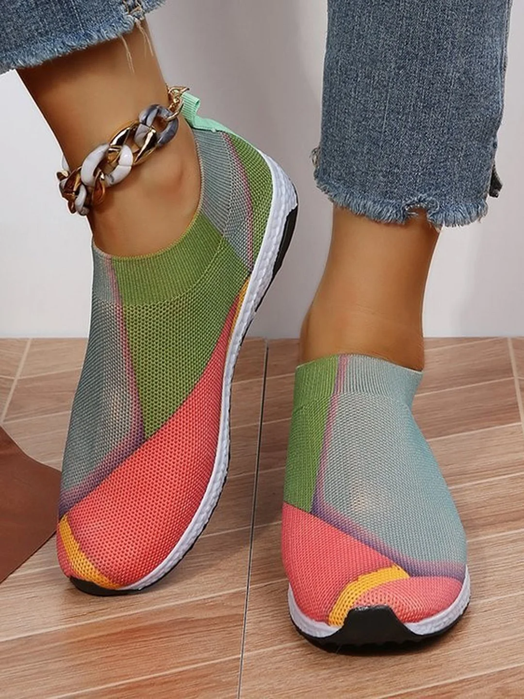 Women's Vacation Thick Sole Color Blocking Fly Woven Mesh Slip-On Sneakers Lazy Casual Shoes