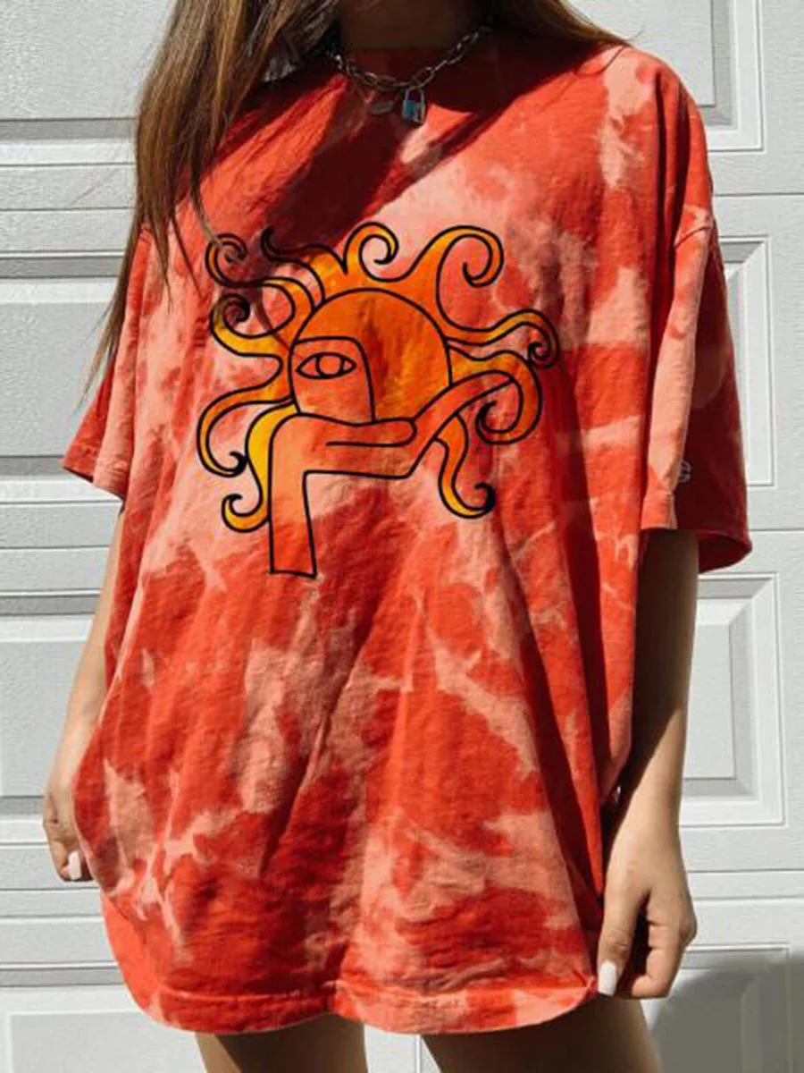 Daisy/Sun Printed Tie Dye T-shirt