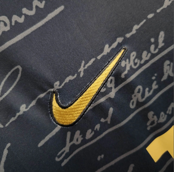 24/25 Frankfurt 125th Commemorative Version Black Thai Quality Football Shirt 