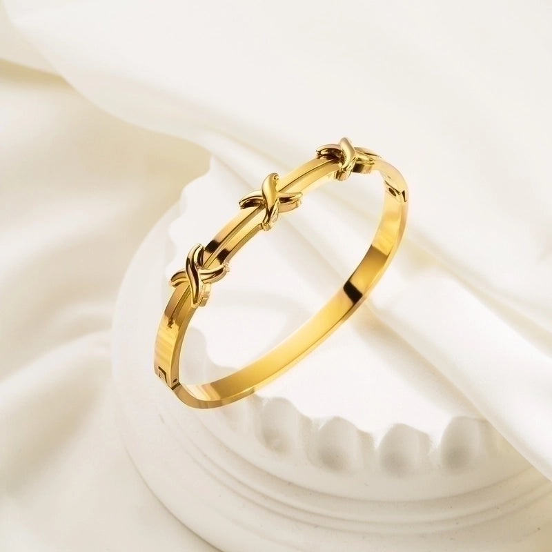 Retro Streetwear Solid Color Stainless Steel Plating 18k Gold Plated Bangle