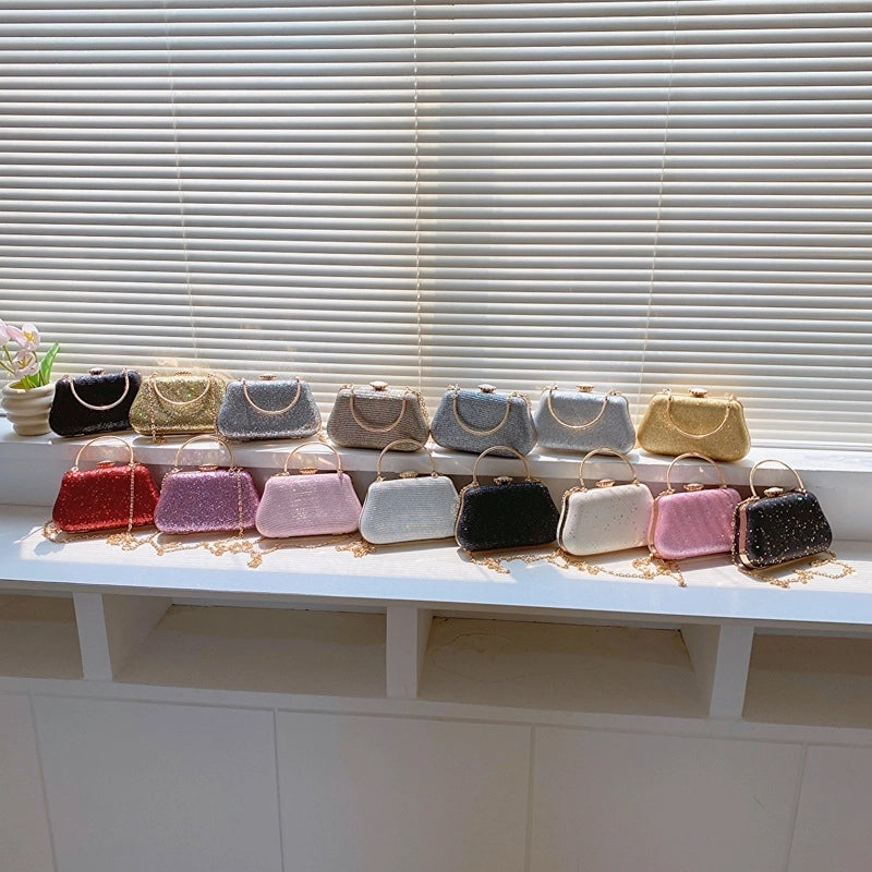 Women's Medium Polyester Solid Color Elegant Vintage Style Square Lock Clasp Evening Bag