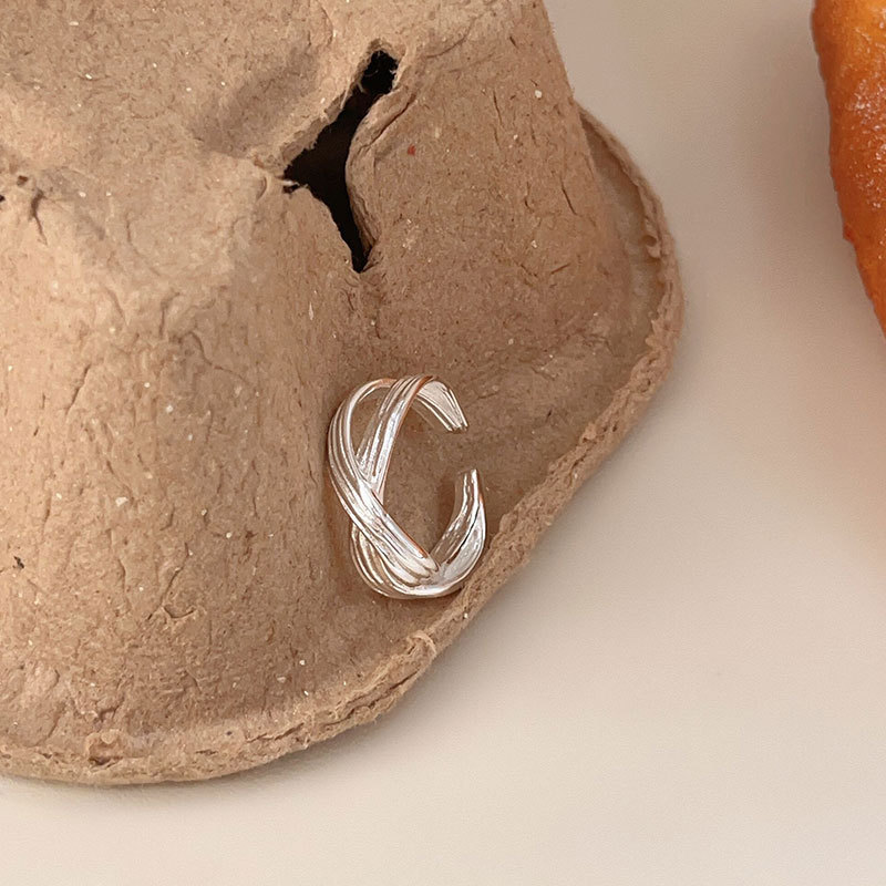 Holiday gift idea: sterling silver adjustable rings. 