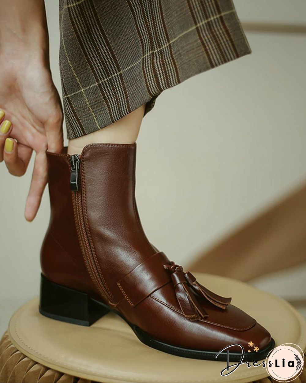 Solid Square-toe Tassel Low Heel Boots