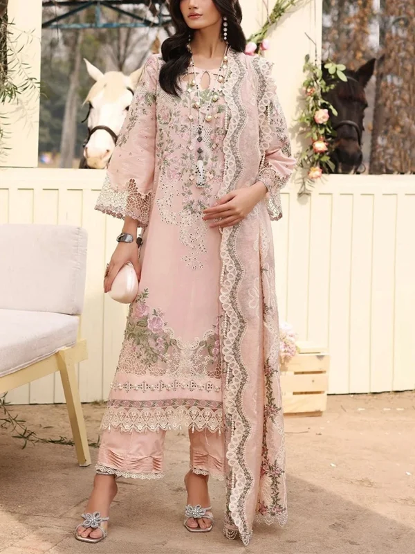 Lace Hollow Top And Pants Suit
