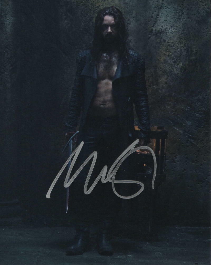 MICHAEL SHEEN SIGNED AUTOGRAPH 8x10 Photo Poster painting - UNDERWORLD, MASTERS OF SEX, TWILIGHT