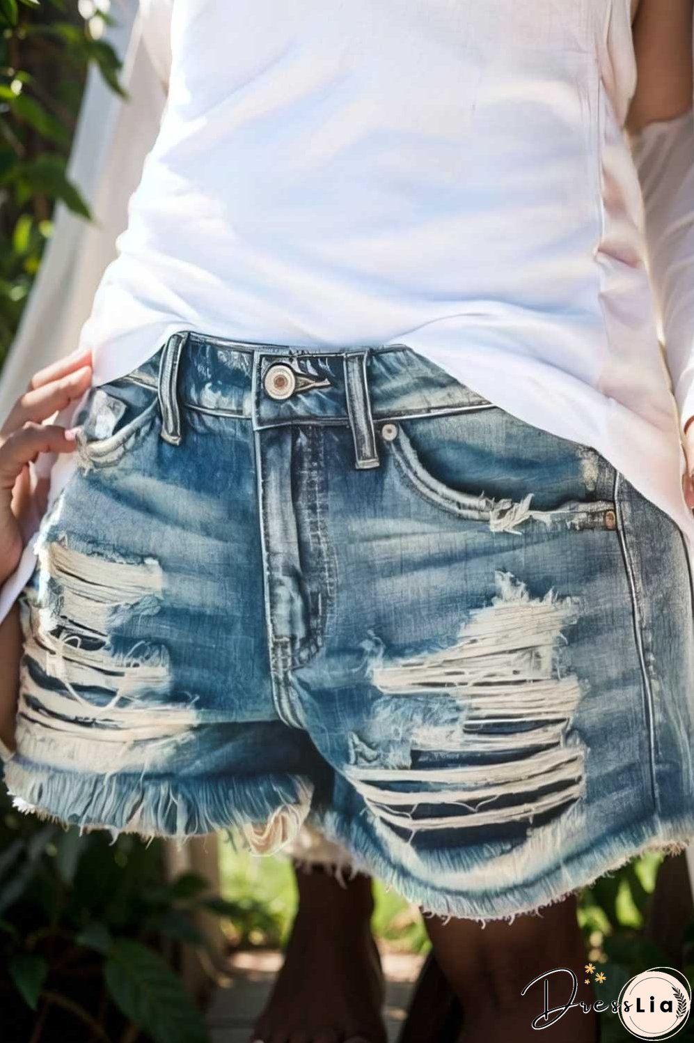 stylish high waist distressed denim shorts