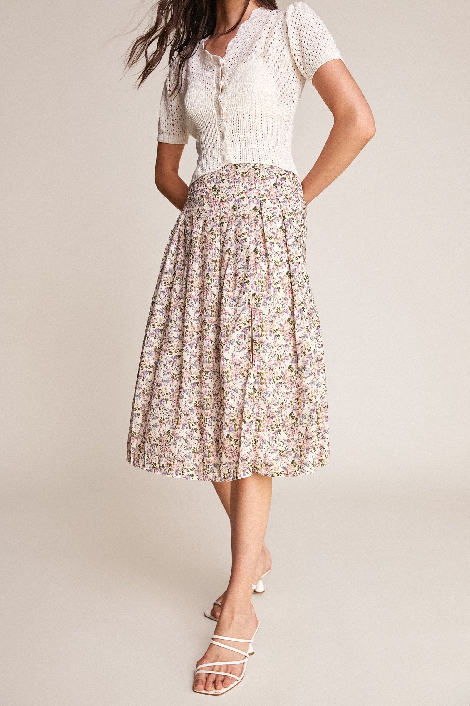 専用】MEDI ROENTGEN FLOWER PLEATS SKIRT-