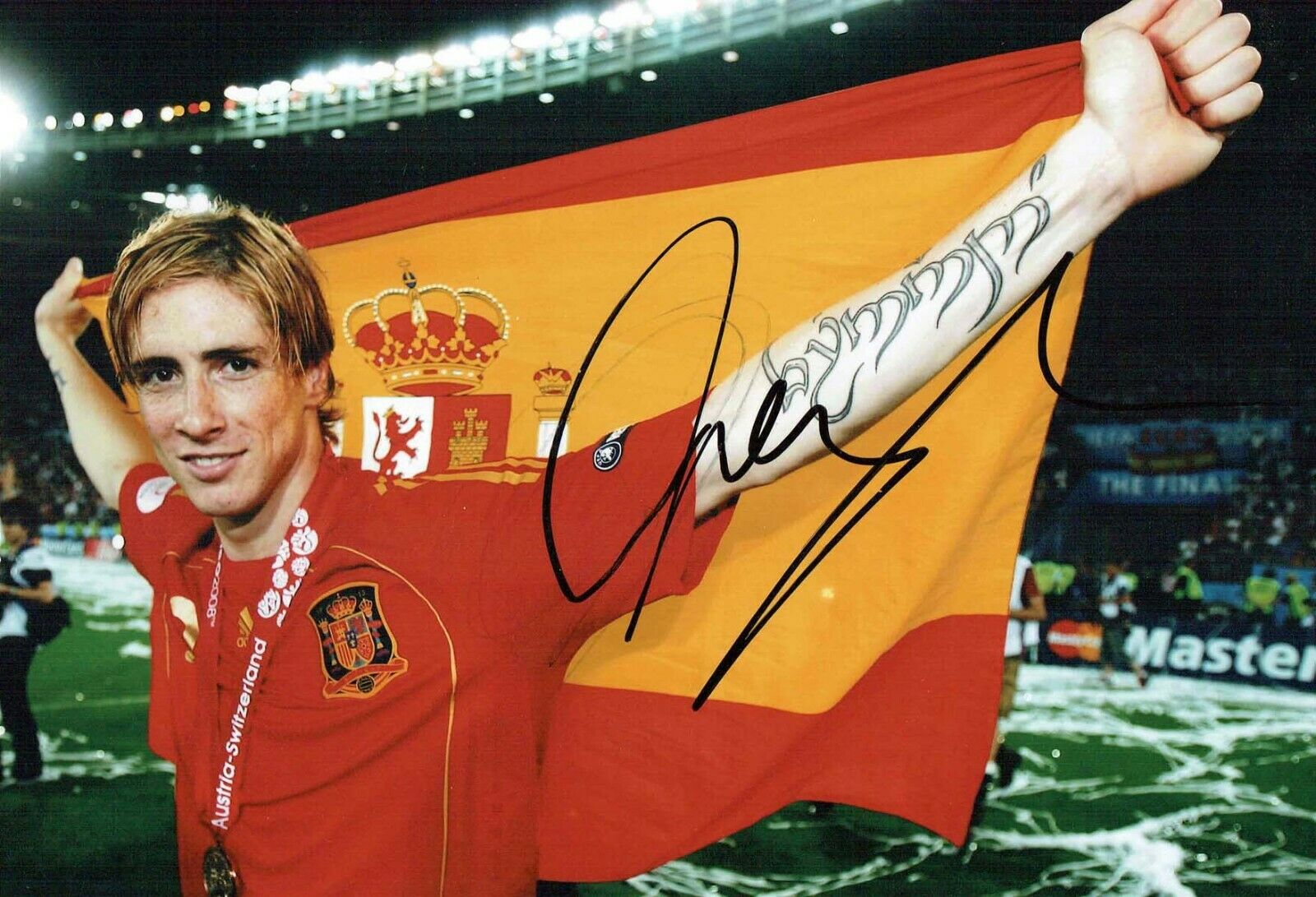 Fernando TORRES Signed Autograph 12x8 Photo Poster painting 2 AFTAL COA Spain Cup Winner Spanish