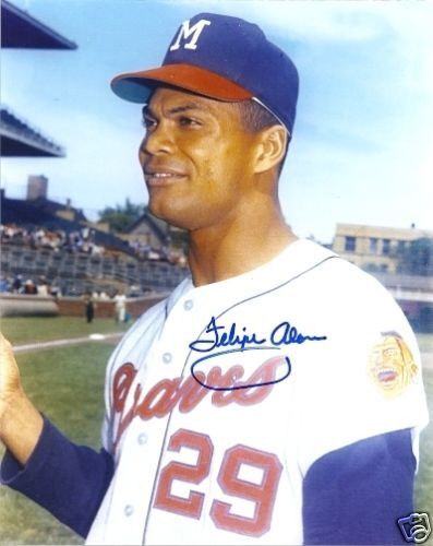 FELIPE ALOU MILWAUKEE BRAVES ACTION SIGNED 8x10