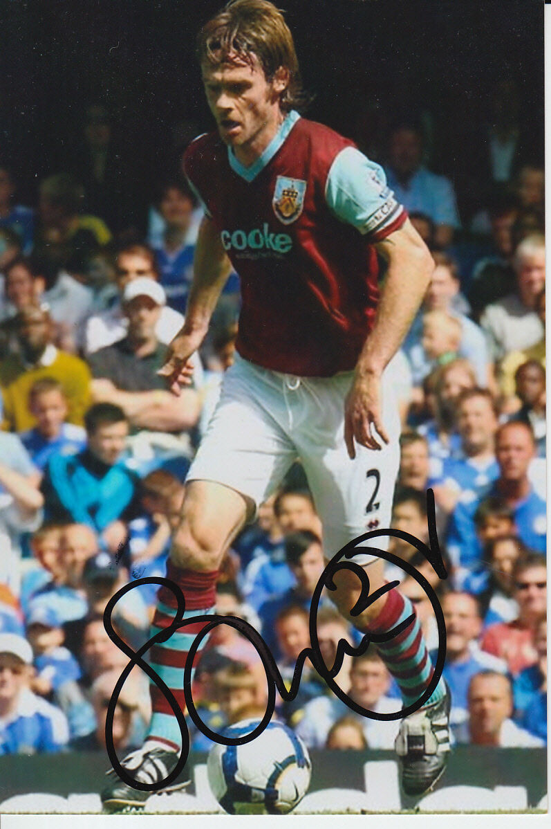 BURNLEY HAND SIGNED GRAHAM ALEXANDER 6X4 Photo Poster painting 3.