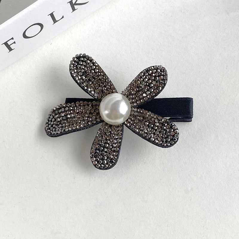 Women’s Elegant Sweet Korean Style Flower Petal Plastic Inlay Artificial Pearls Rhinestones Hair Clip Hair Claws