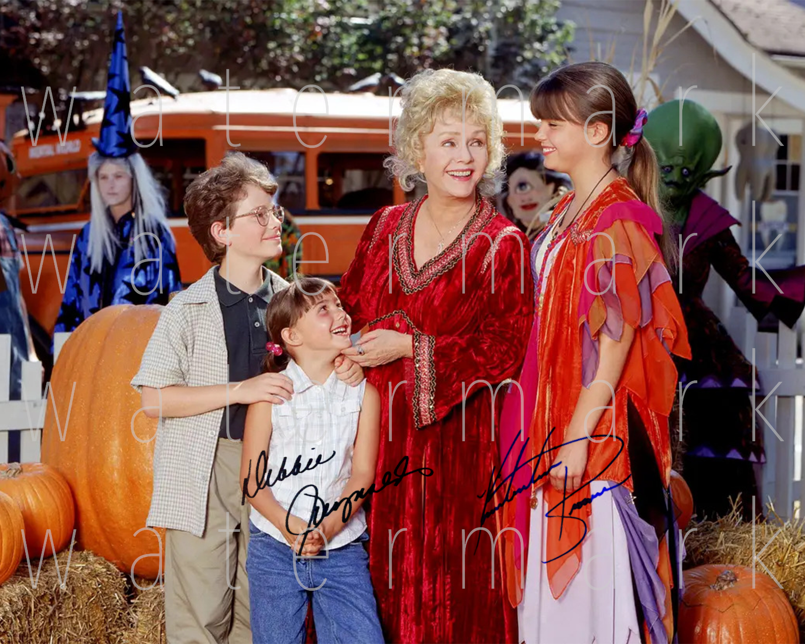 Halloweentown Debbie Reynolds signed 8X10 inch print Photo Poster painting picture poster RP