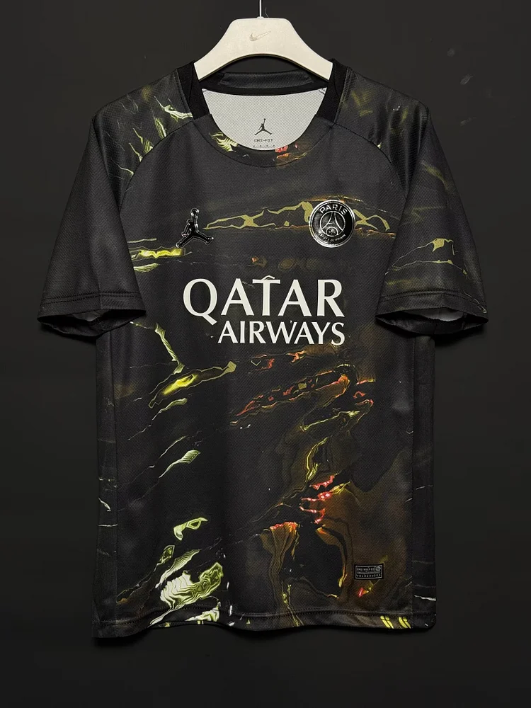 25/25 Fourth Away Fan Version