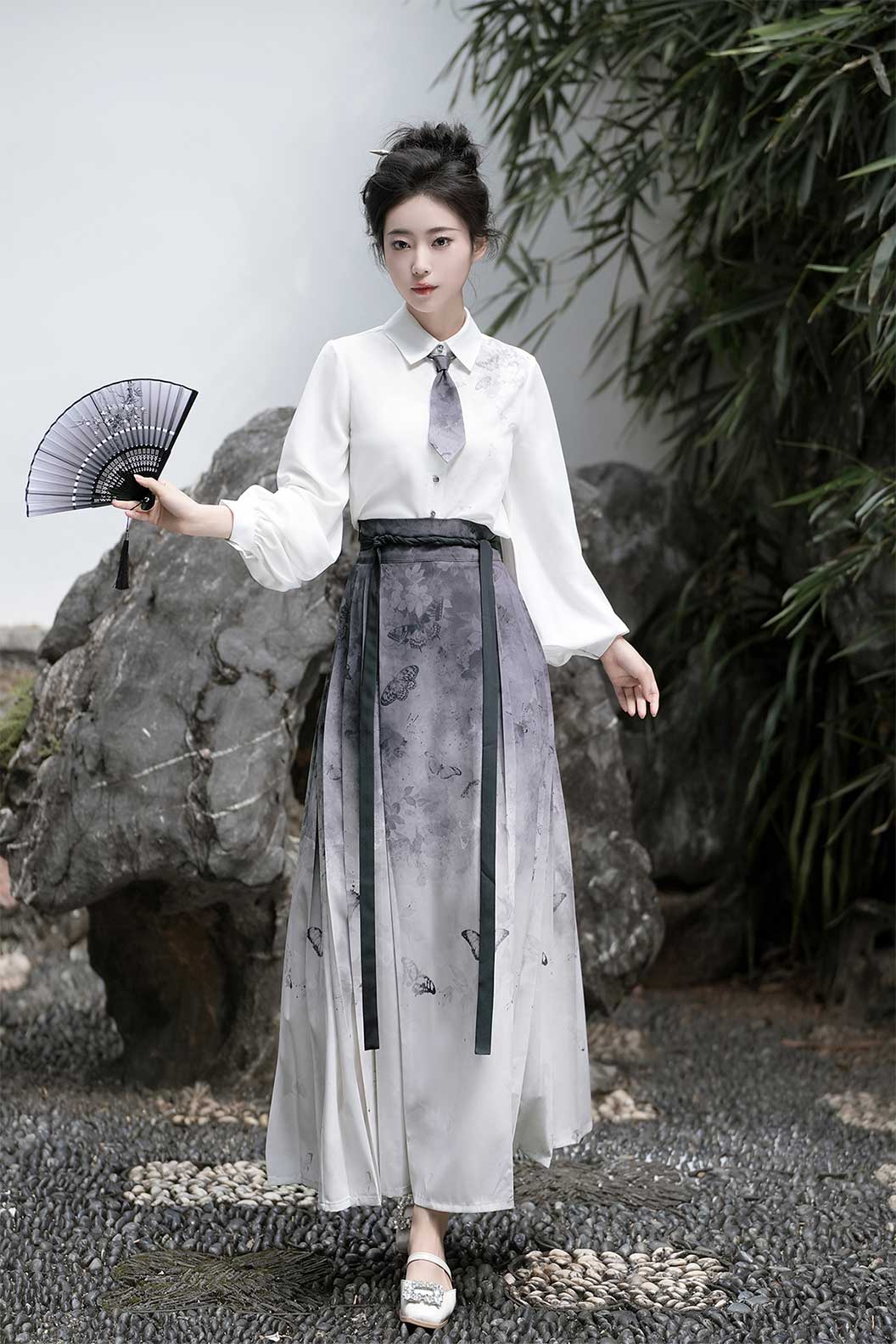 Modern Hanfu Black Hanfu Dress with Ma Mian Skirt New Chinese Style - liuyun 留云 Stupa Stones