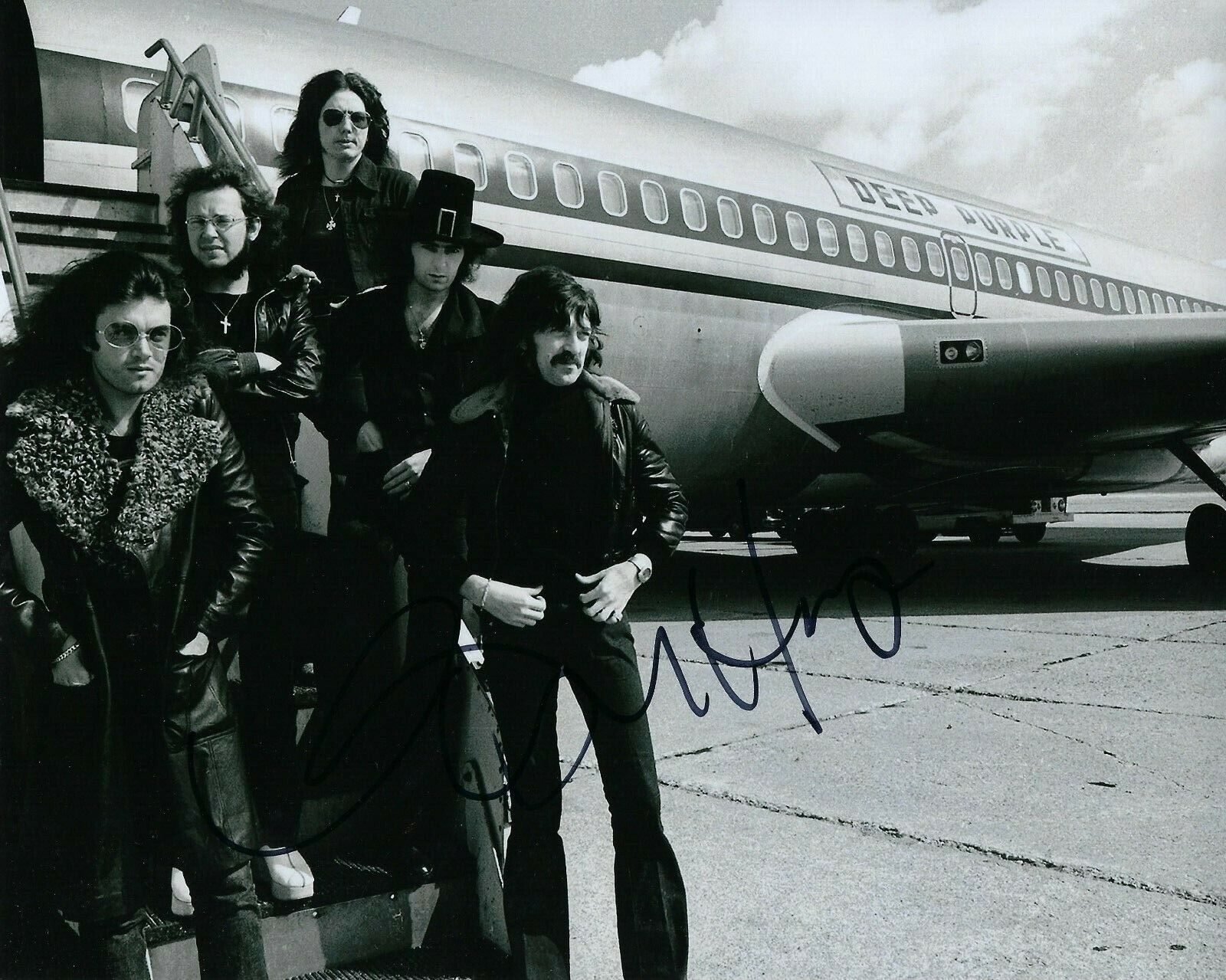 GFA Deep Purple * GLENN HUGHES * Signed Autographed 8x10 Photo Poster painting PROOF G9 COA