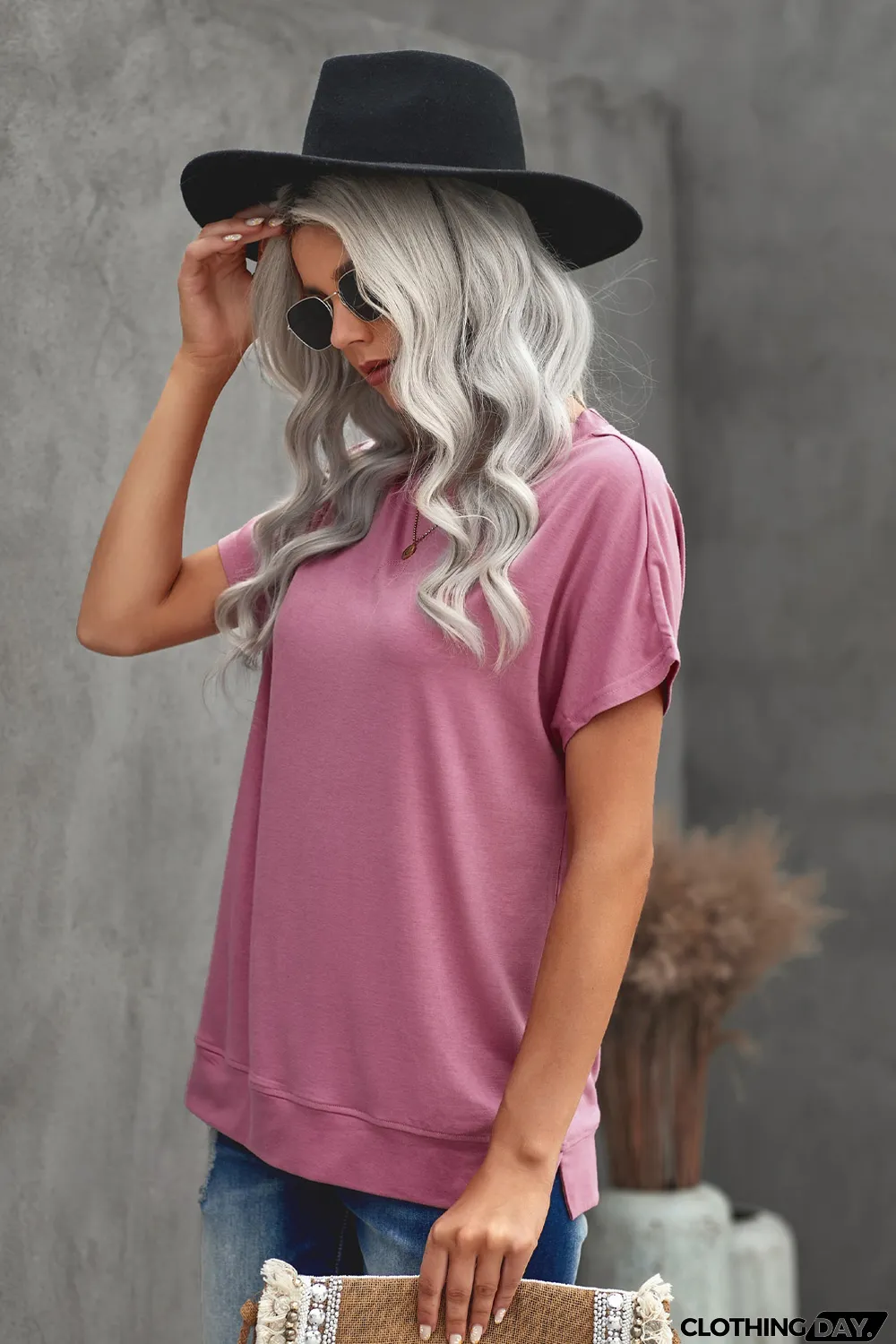 Pink Round Neck Short Sleeve Solid Color Tee