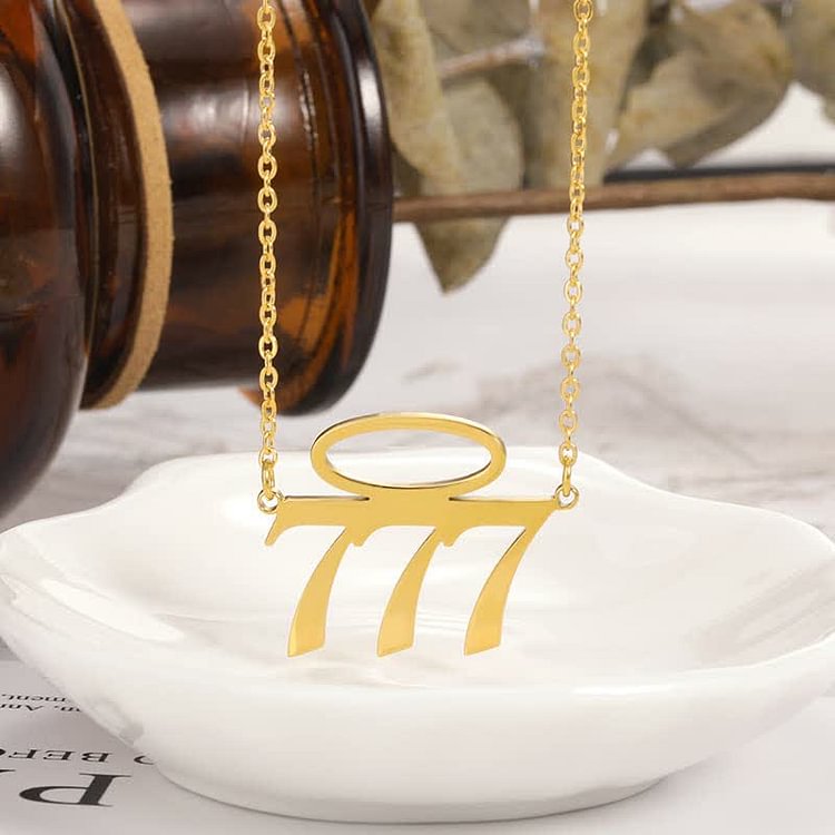 Lucky Angel Number With Angel Aperture Necklace