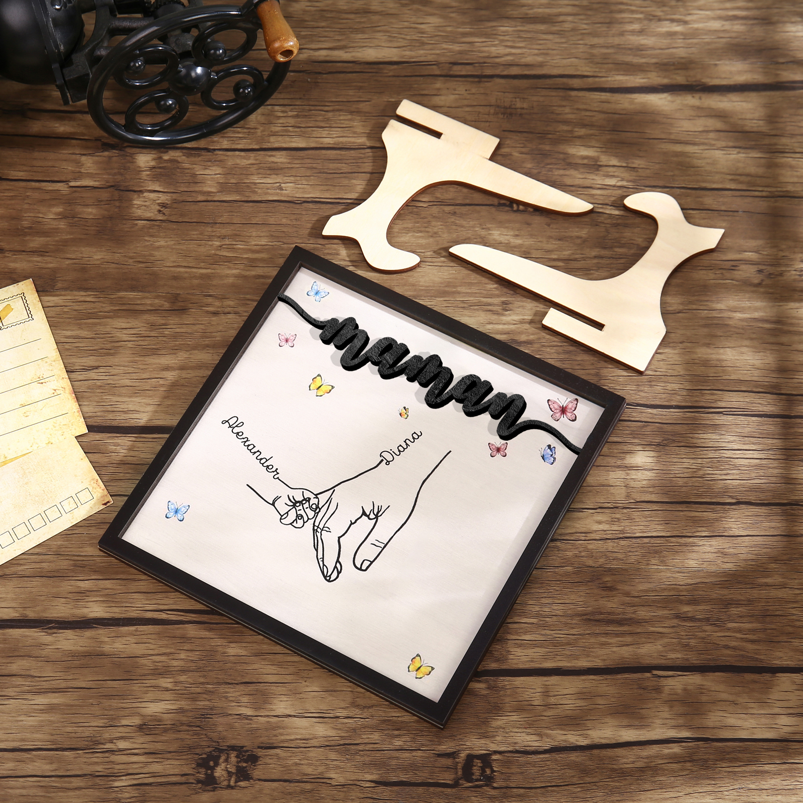 À ma Maman - Décoration en bois la Main dans la Main 2 Prénoms Personnalisés Ornement Famille