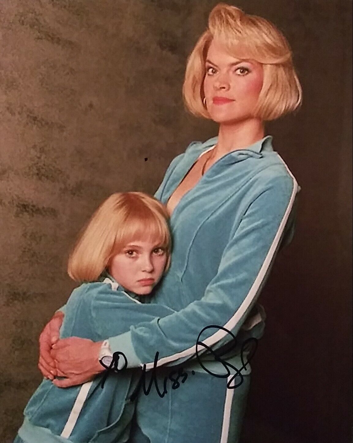 Missi Pyle signed 8x10