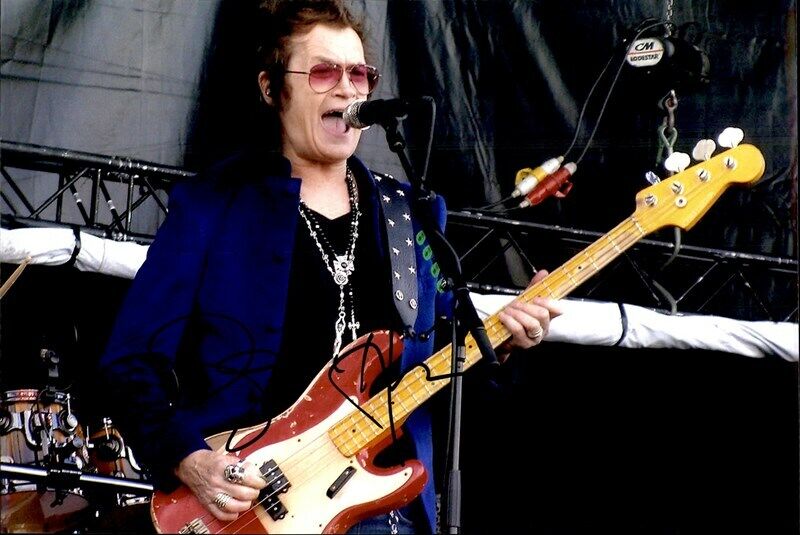 Glenn Hughes Deep Purple Authentic signed 10x15 Photo Poster painting |CERT Autographed 26-g