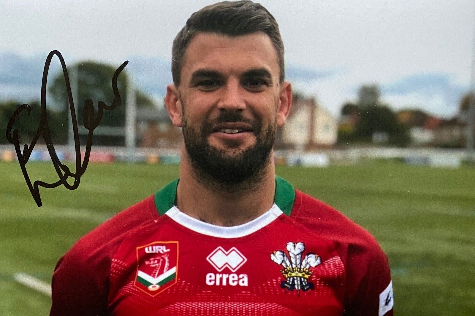 Elliot Kear Genuine Hand Signed 6X4 Photo Poster painting - Wales