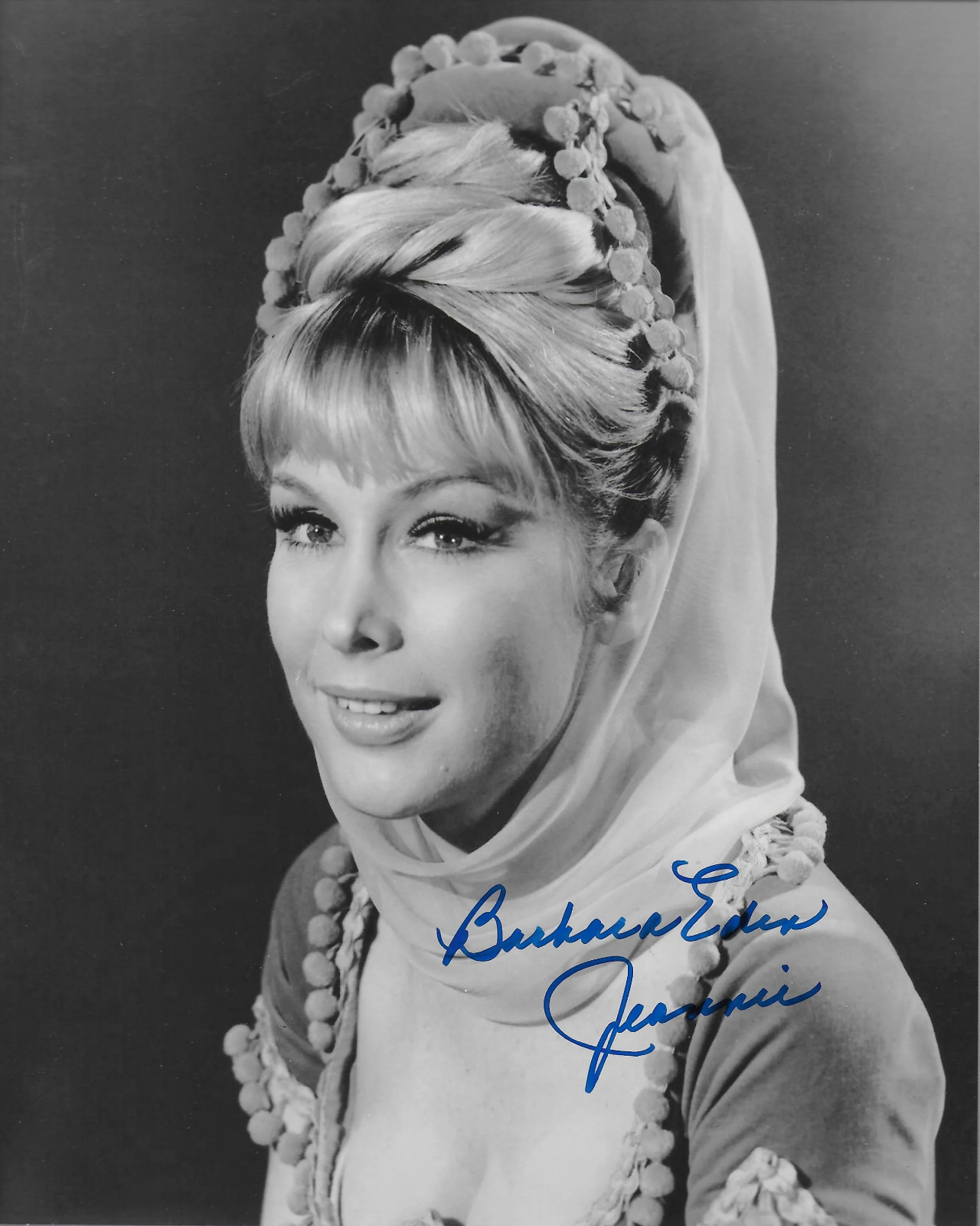 Barbara Eden I Dream of Jeannie 8x10 Photo Poster painting #38 signed at The Hollywood Show