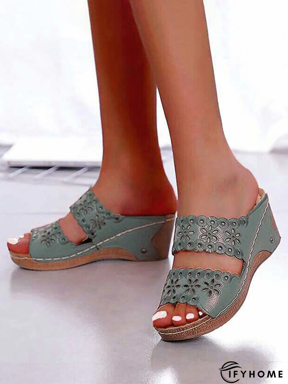 Embroidered Cutout Platform Wedge Slipper Sandals | IFYHOME