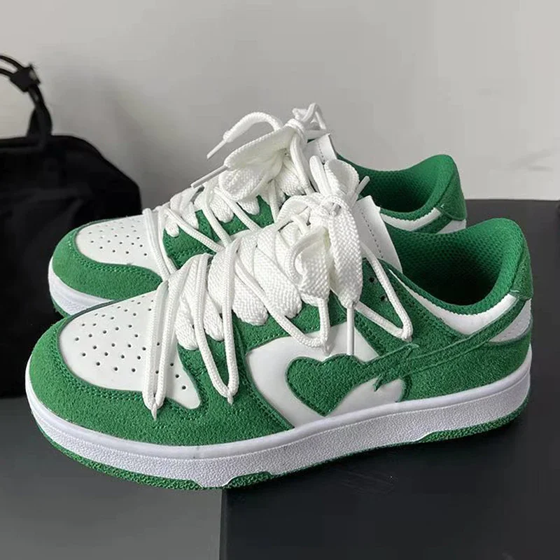 Breakj New Sewing Women Vulcanize Shoes Fashion Women Sneakers Light Flat Shoes Women Casual Shoes Brand Sneakers Chaussure Femme