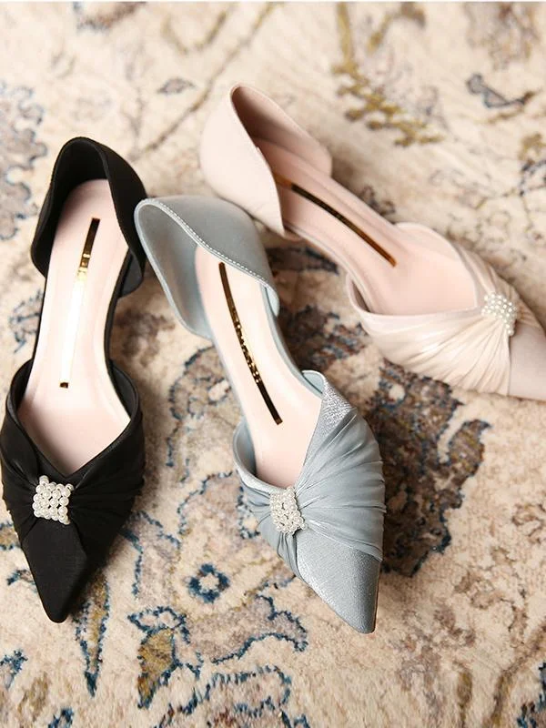 Elegant pointed stiletto mid-heel high heels with rhinestone buckle