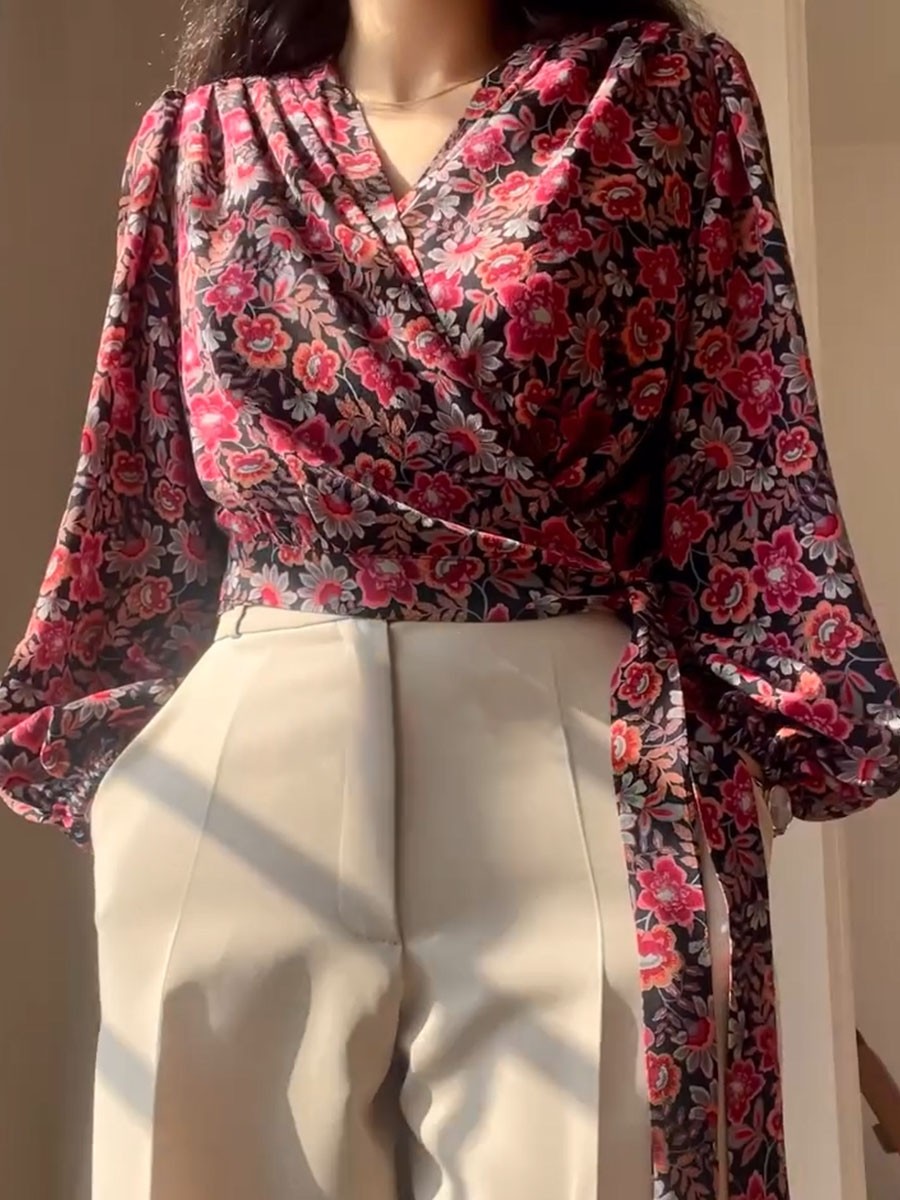Casual floral print lace-up shirt