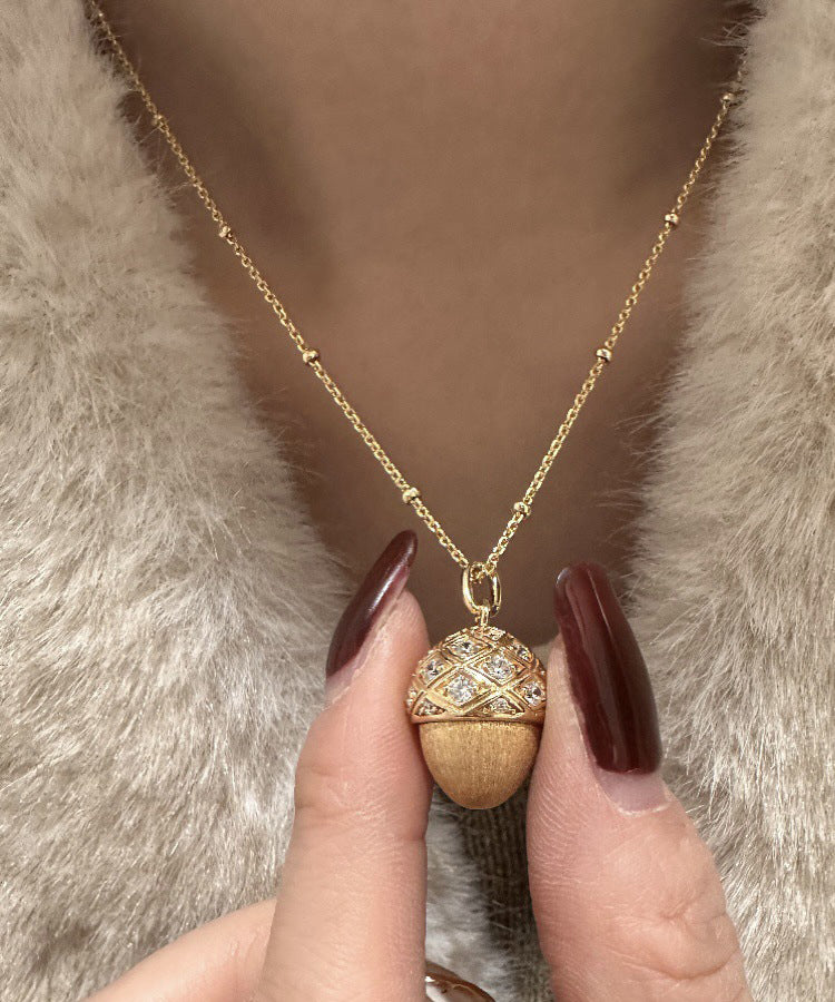 VCSHOES Gold Sterling Silver Overgild Zircon Pinecone Pendant Necklace